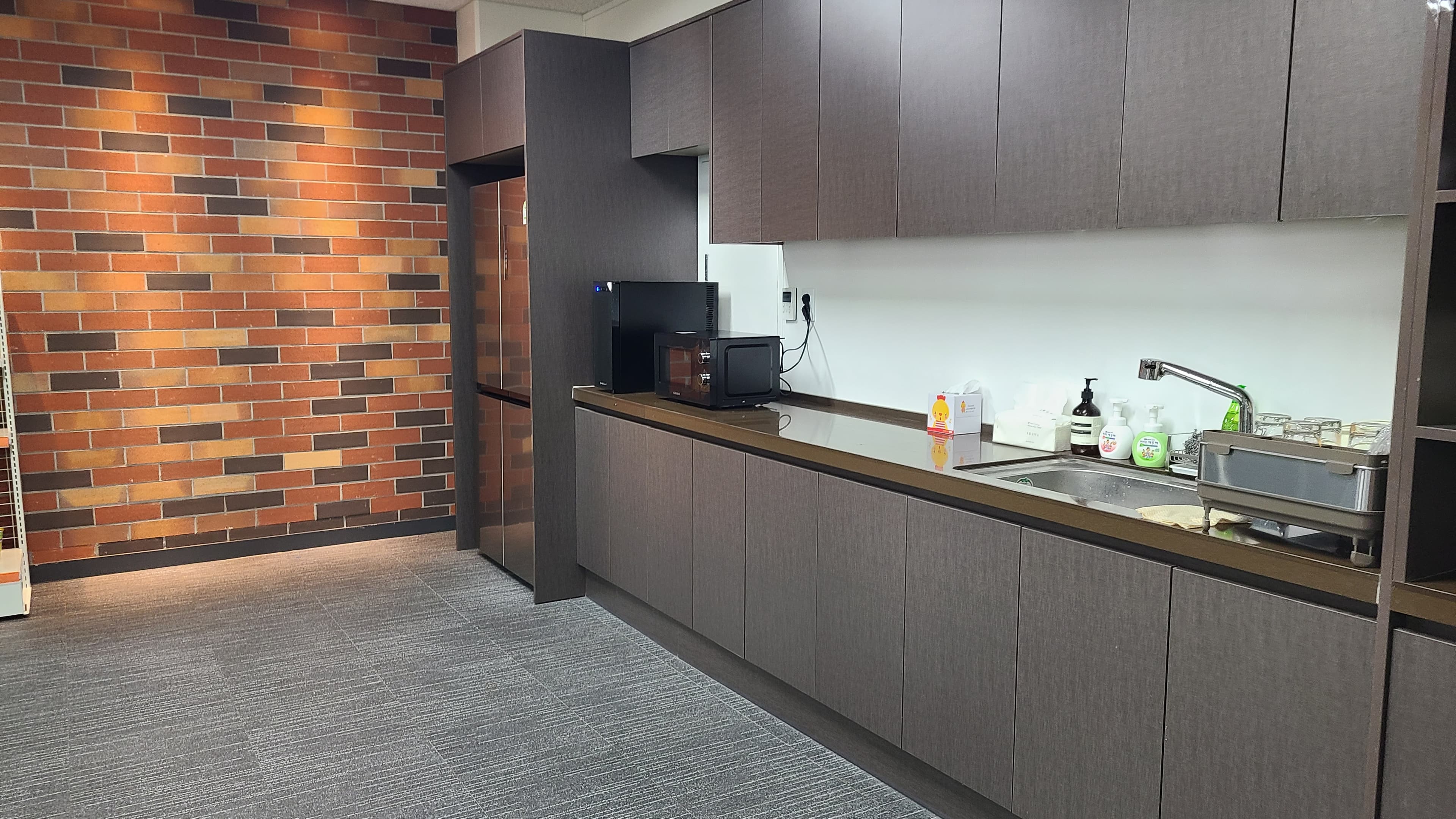 O사 사무실 정기청소